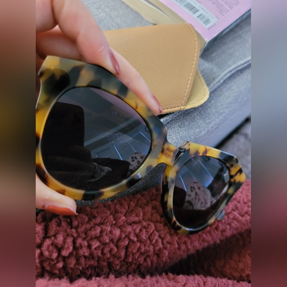Karen Walker sunglasses - Picture 3 of 3